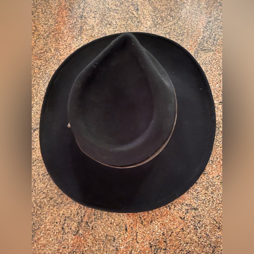 Barbour Crushable Bushman Hat - Picture 3 of 8